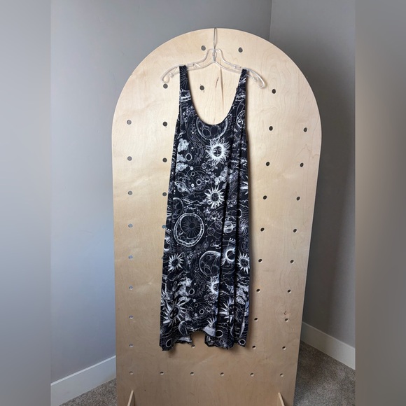 JOHNNY WAS Cotton/Modal THE TANK SLEEP DRESS in Mina Celestial Print Size Large - Picture 8 of 8